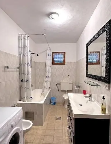Appartamento Lekse Near Aci Milna (Brac)