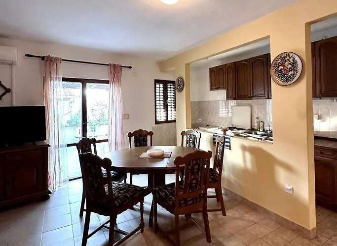 Apartament Lekse Near Aci Milna (Brac)